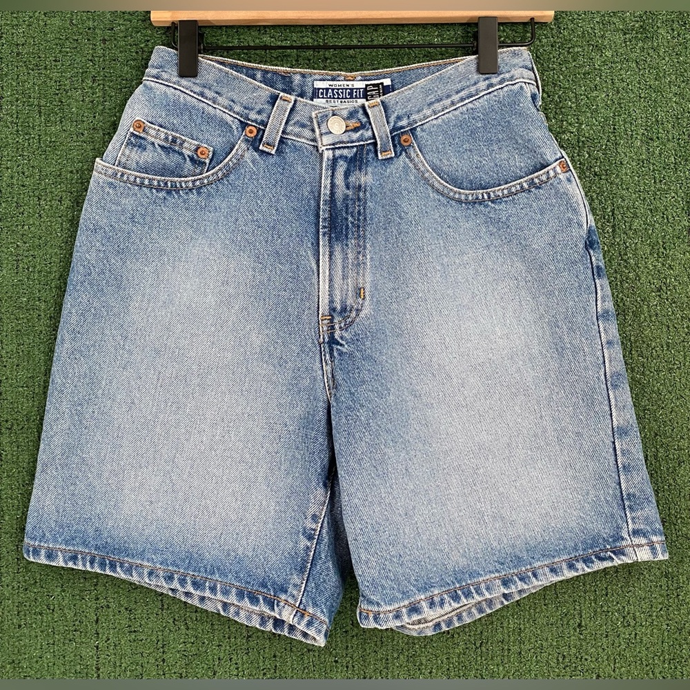 Vintage 90’s Gap Classic Fit Denim Jean Shorts Women’s Size 25” Waist